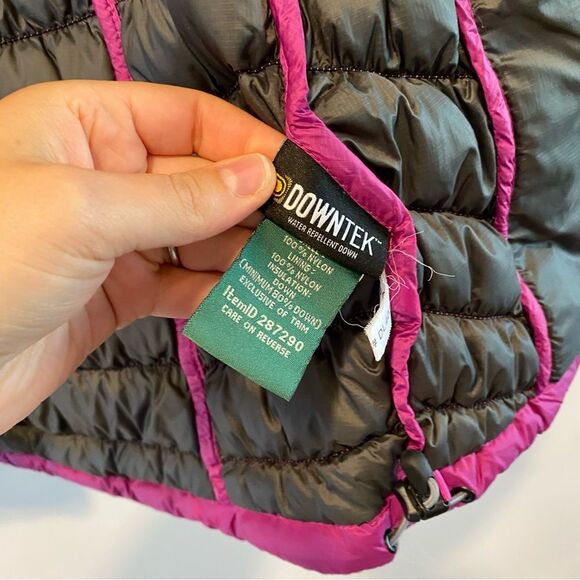 L.L. Bean Down Vest womens sz XS puffer stowaway water repellent downtek goose - Picture 11 of 14